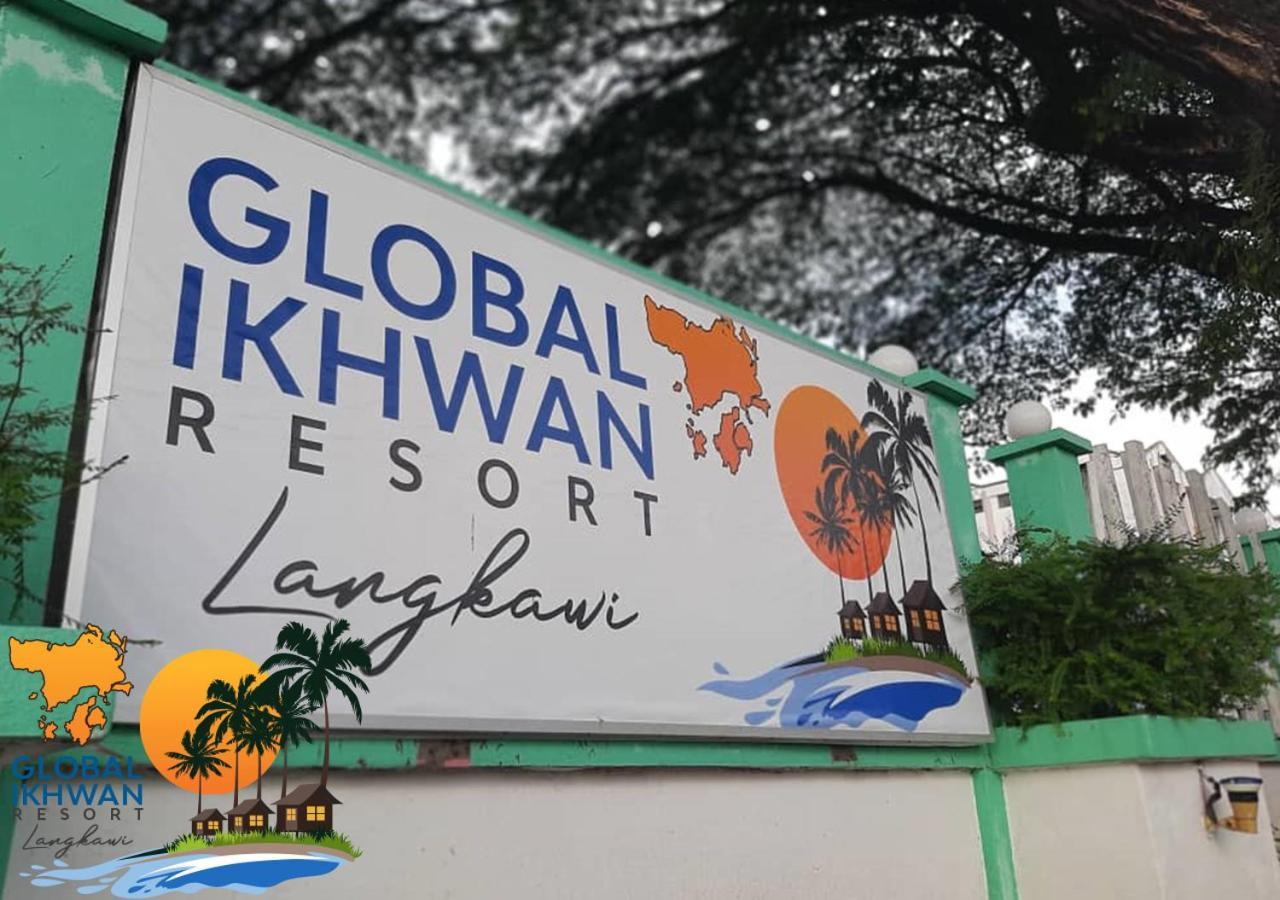 Global Ikhwan Resort Kuah Extérieur photo